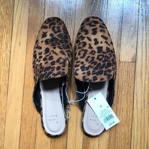 Cheetah print slides